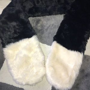 Large fur stole two toned